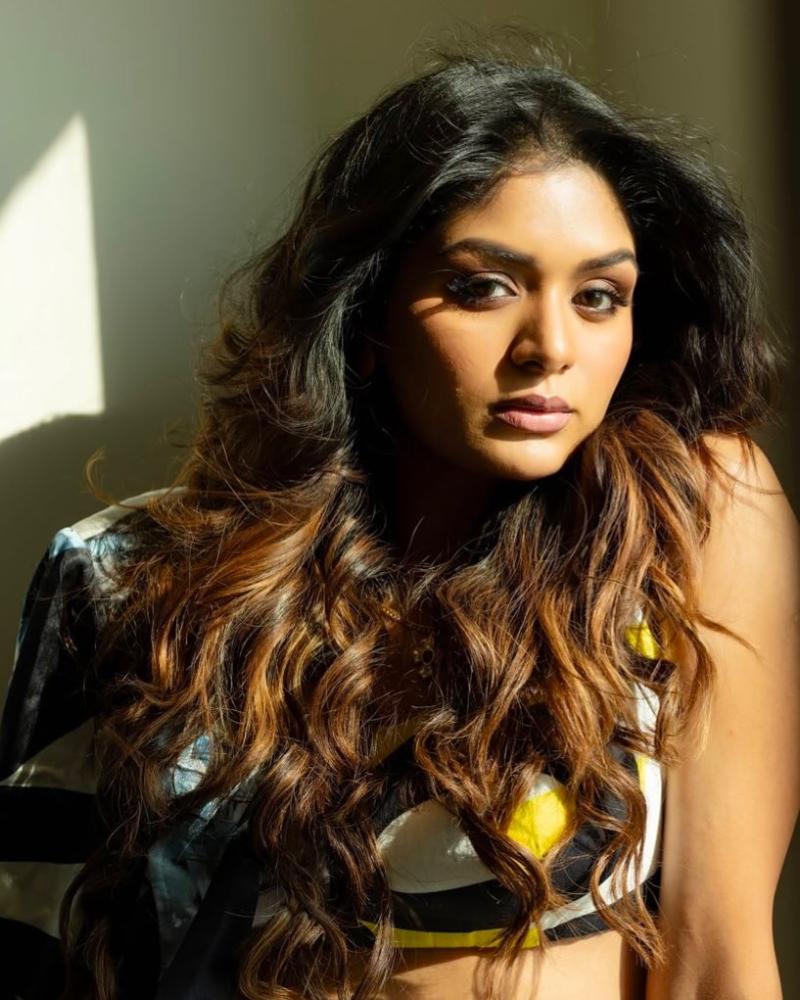 aditi-shankar-hot-photos